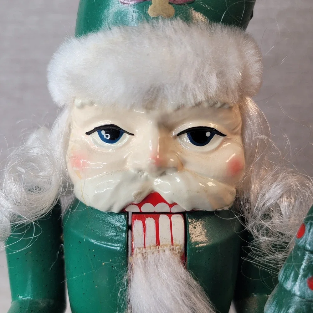 Vintage Michaels Nutcracker Wood Christmas Green 12